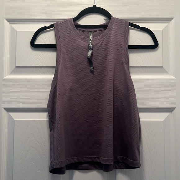 Vuori Micro Mesh Tank - Picture 2 of 6